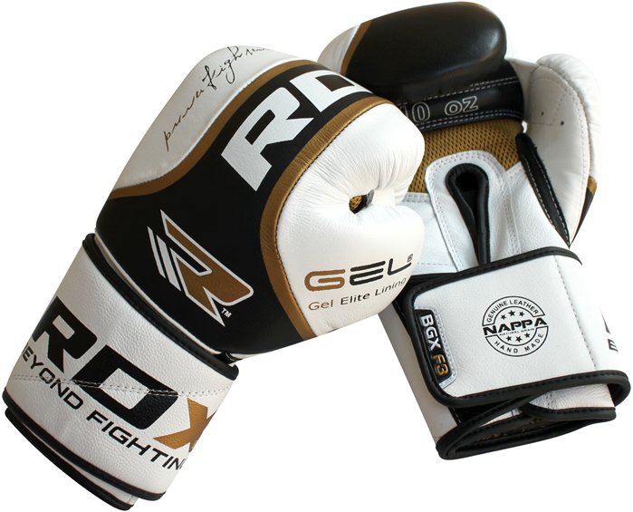 clean boxing gloves